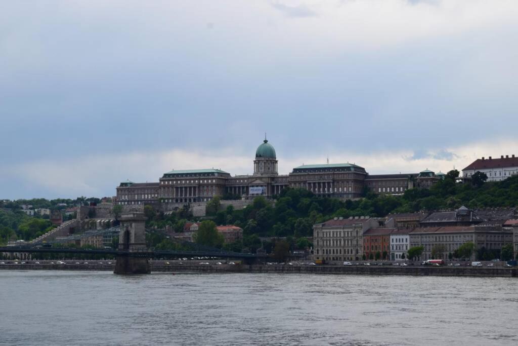 Cosy Apartment Just Next To Parliament Budapeste Exterior foto