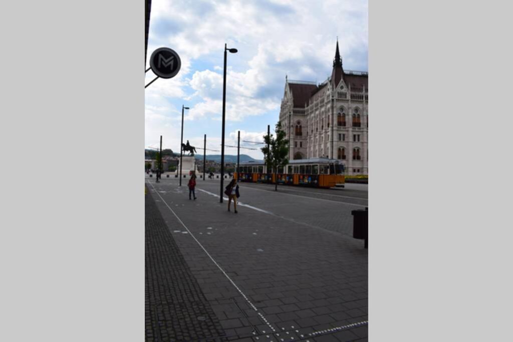 Cosy Apartment Just Next To Parliament Budapeste Exterior foto